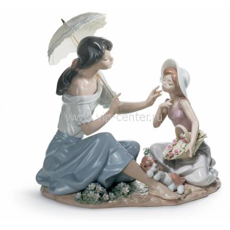 Статуэтка "Хороша, как цветок" Lladro 01006910