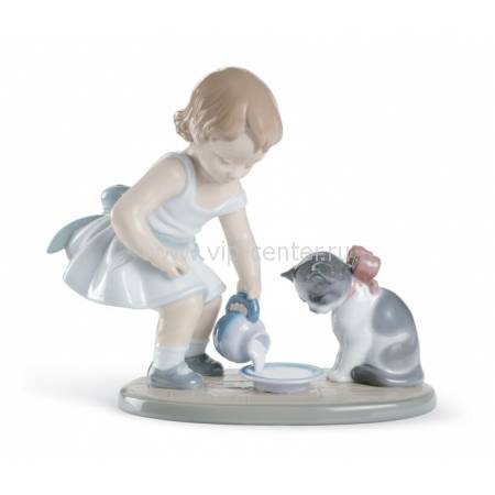 Статуэтка "Завтрак для котенка" Lladro 01008498