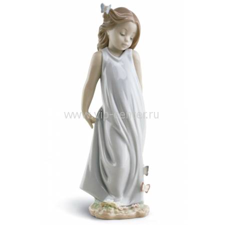 Статуэтка "Подружка мотыльков" Lladro 01006963