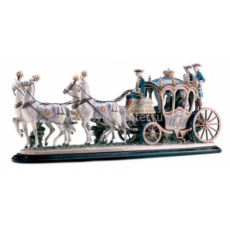 Статуэтка "Карета XVIII" Lladro 01001485