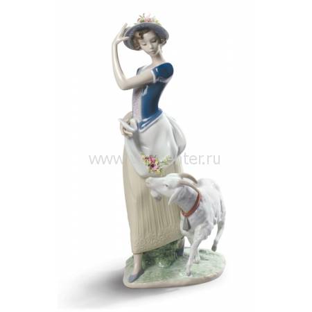 Статуэтка "Юная пастушка" Lladro 01009158