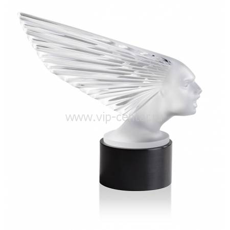 Статуэтка "Victoire" Lalique 10648500